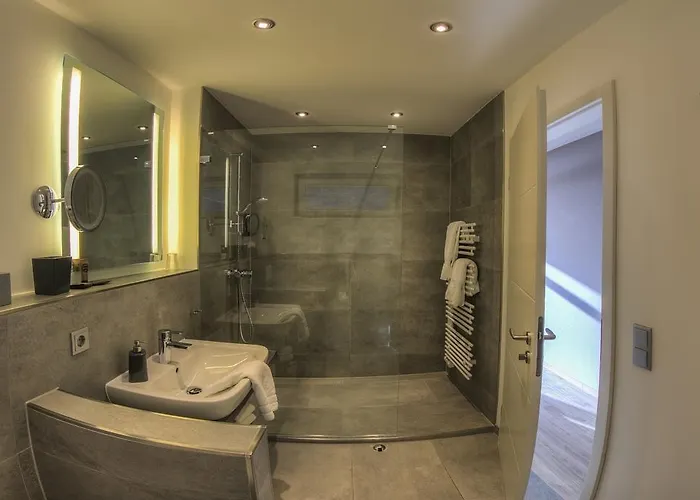 فندق Romantik Seehotel Eichenhain 4*